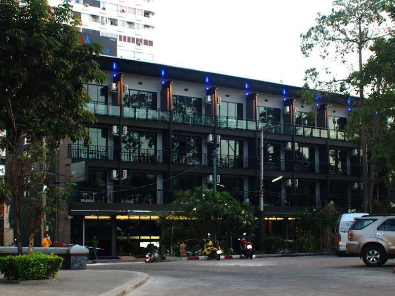 Place Serviced Hotel Pattaya