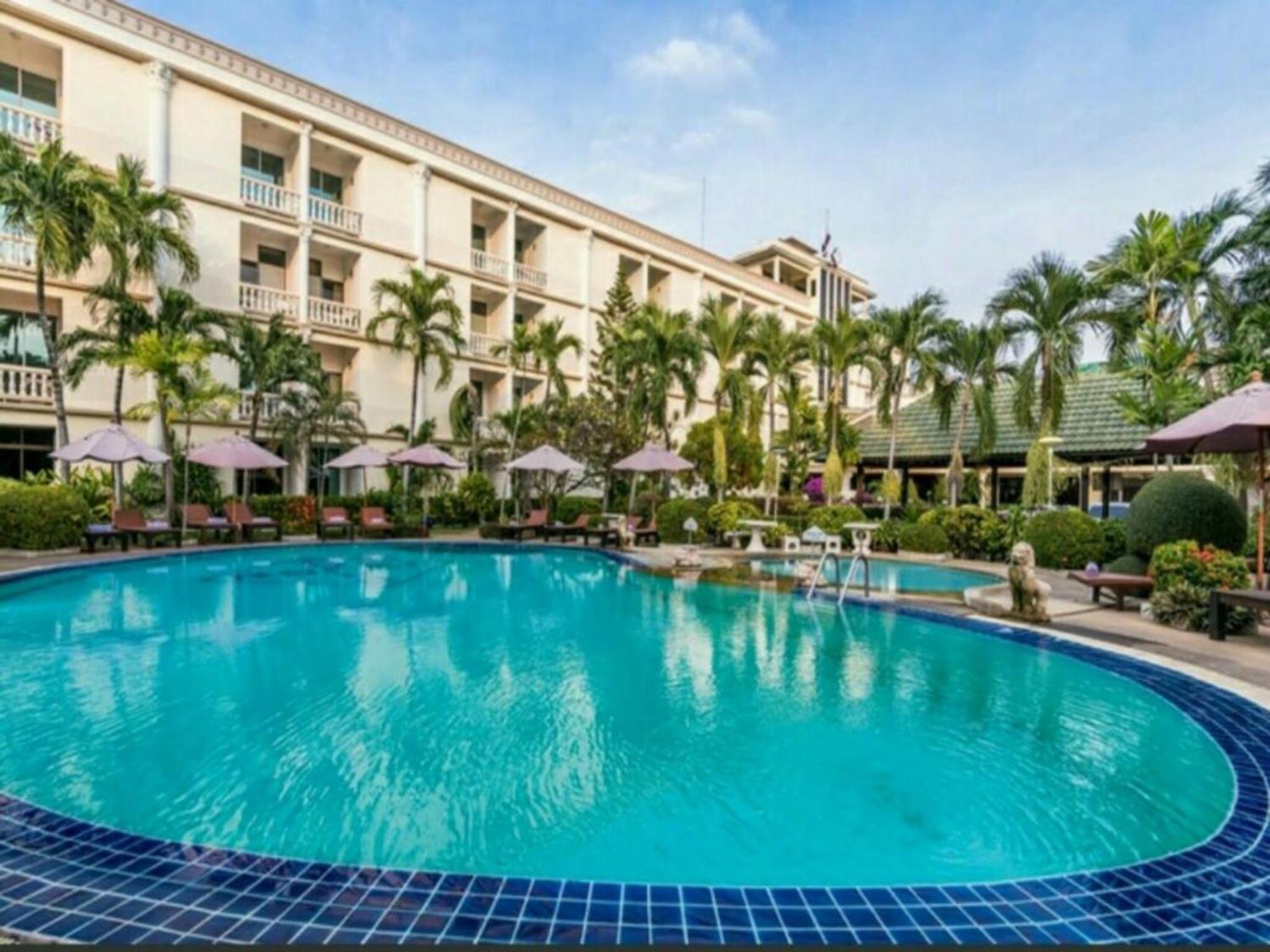 Romeo Palace โรงแรม Pattaya