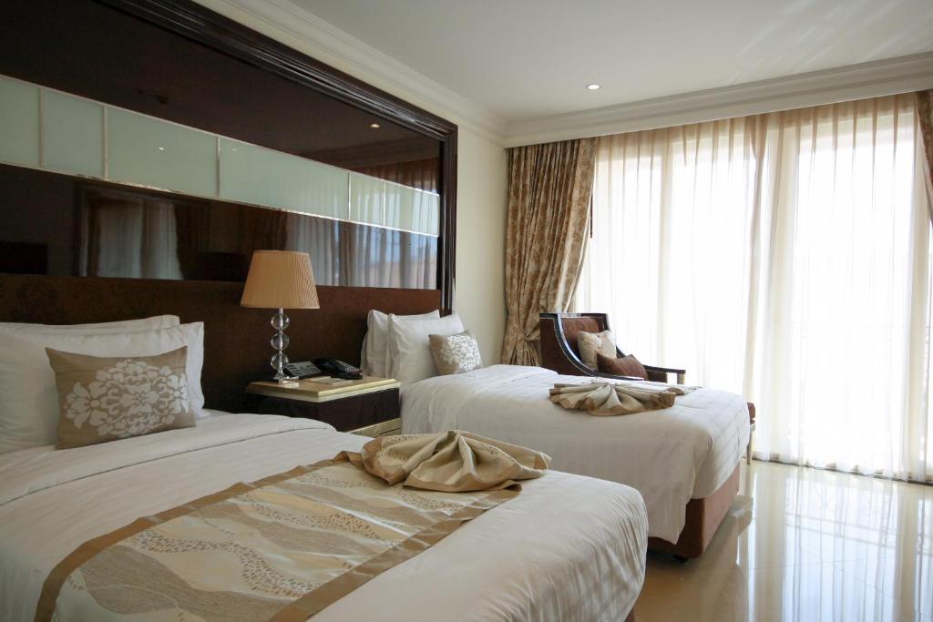 Lk President Hotel