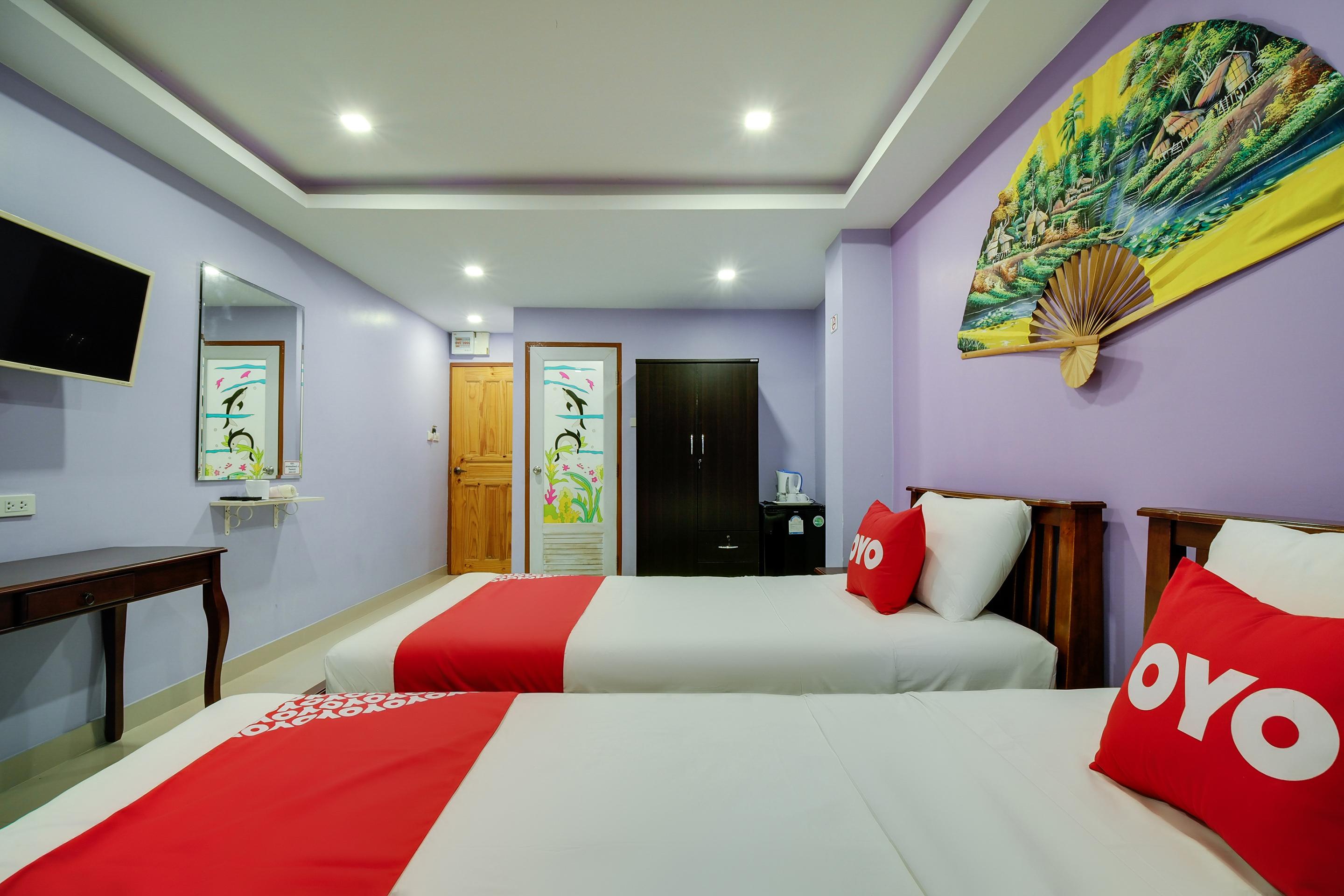 Patumnak Beach Guesthouse Hotel