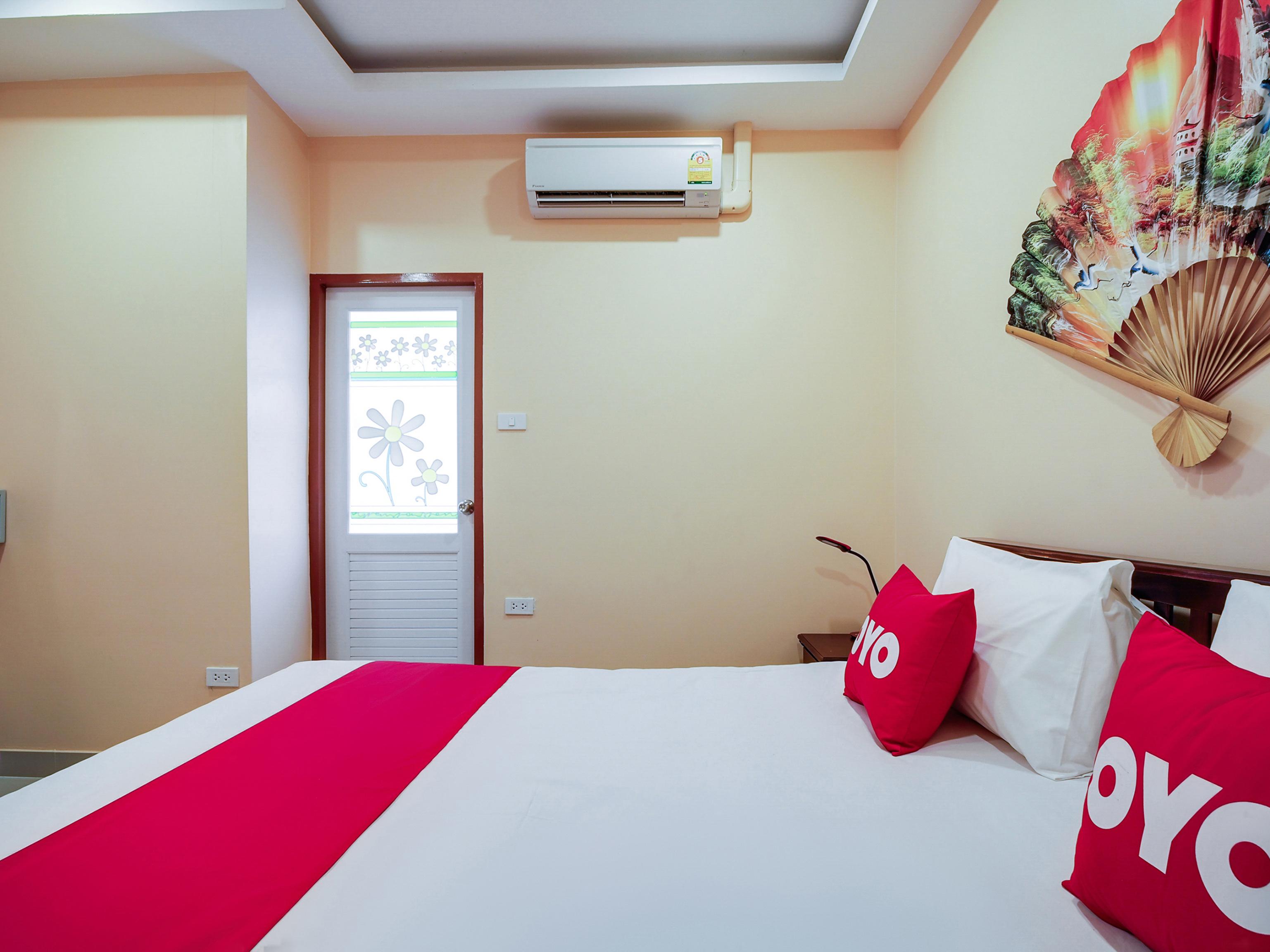Patumnak Beach Guesthouse Pattaya