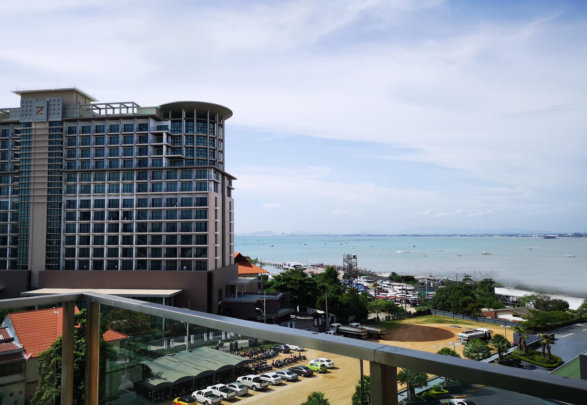 Hotel Tsix5 Quarter Pattaya
