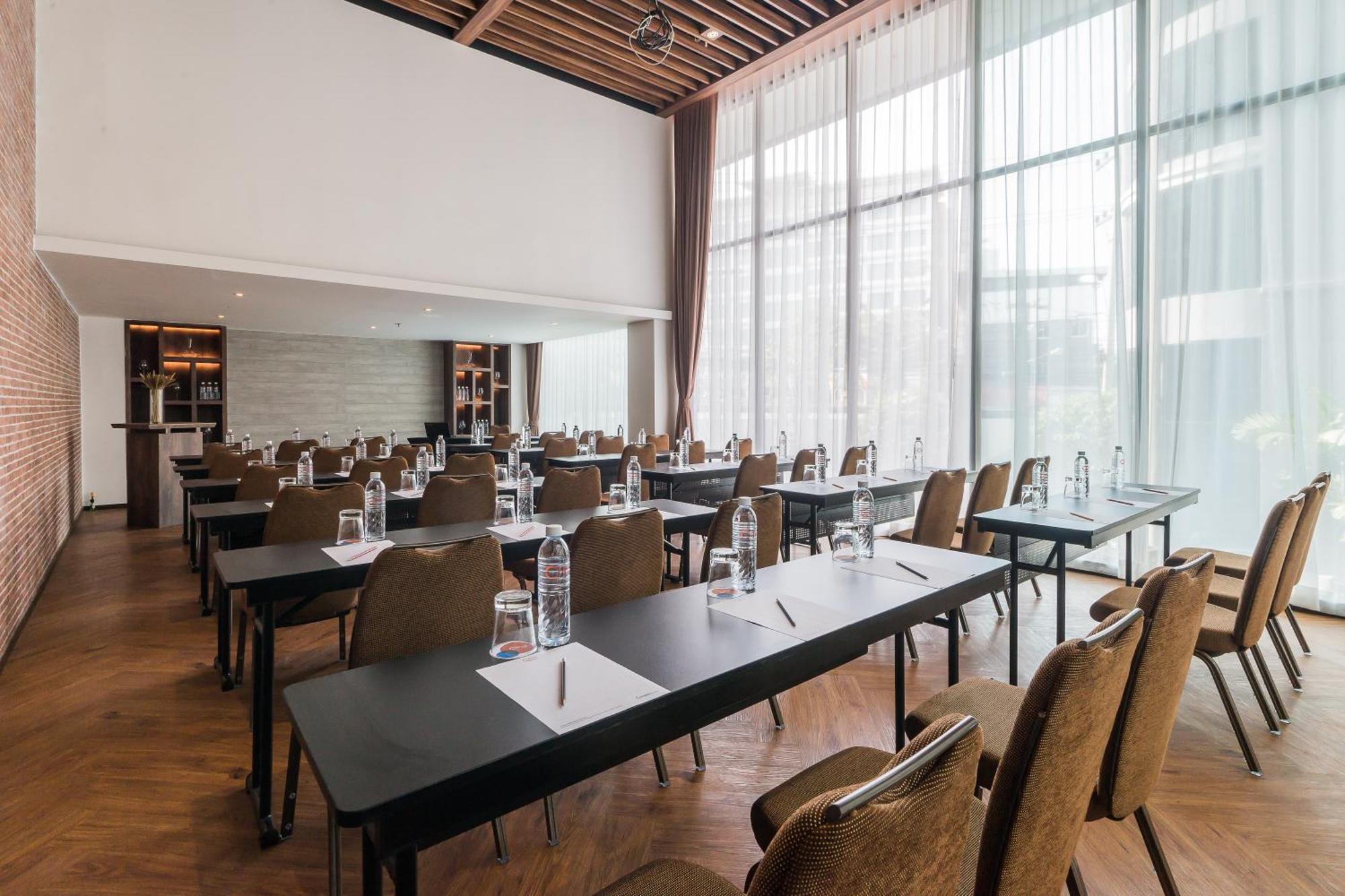 Hotel Citrus Grande By Compass Hospitality 5*