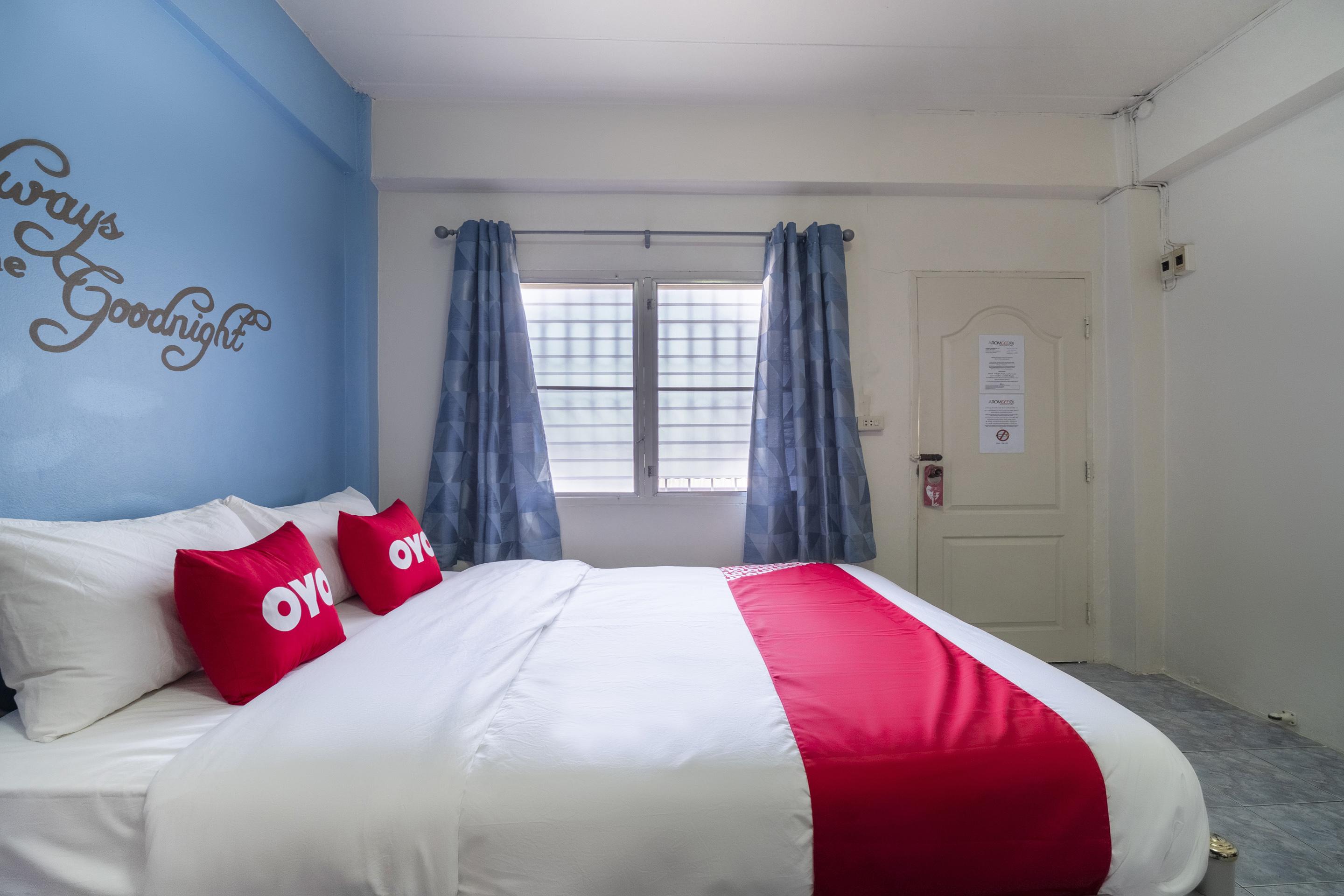 Oyo 838 Aromdee Hotel 2*