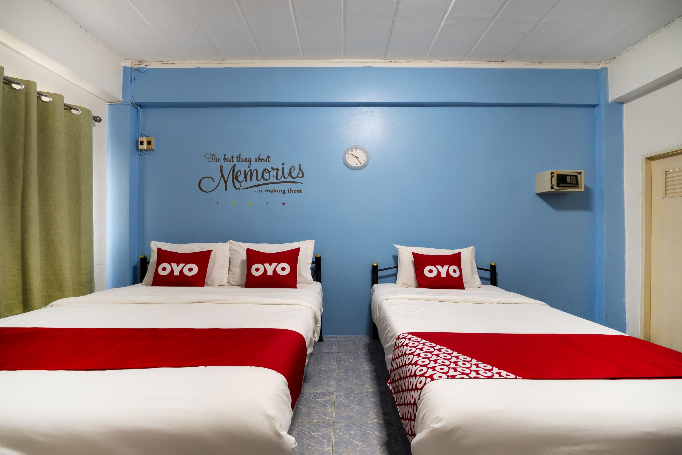 Oyo 838 Aromdee Hotel
