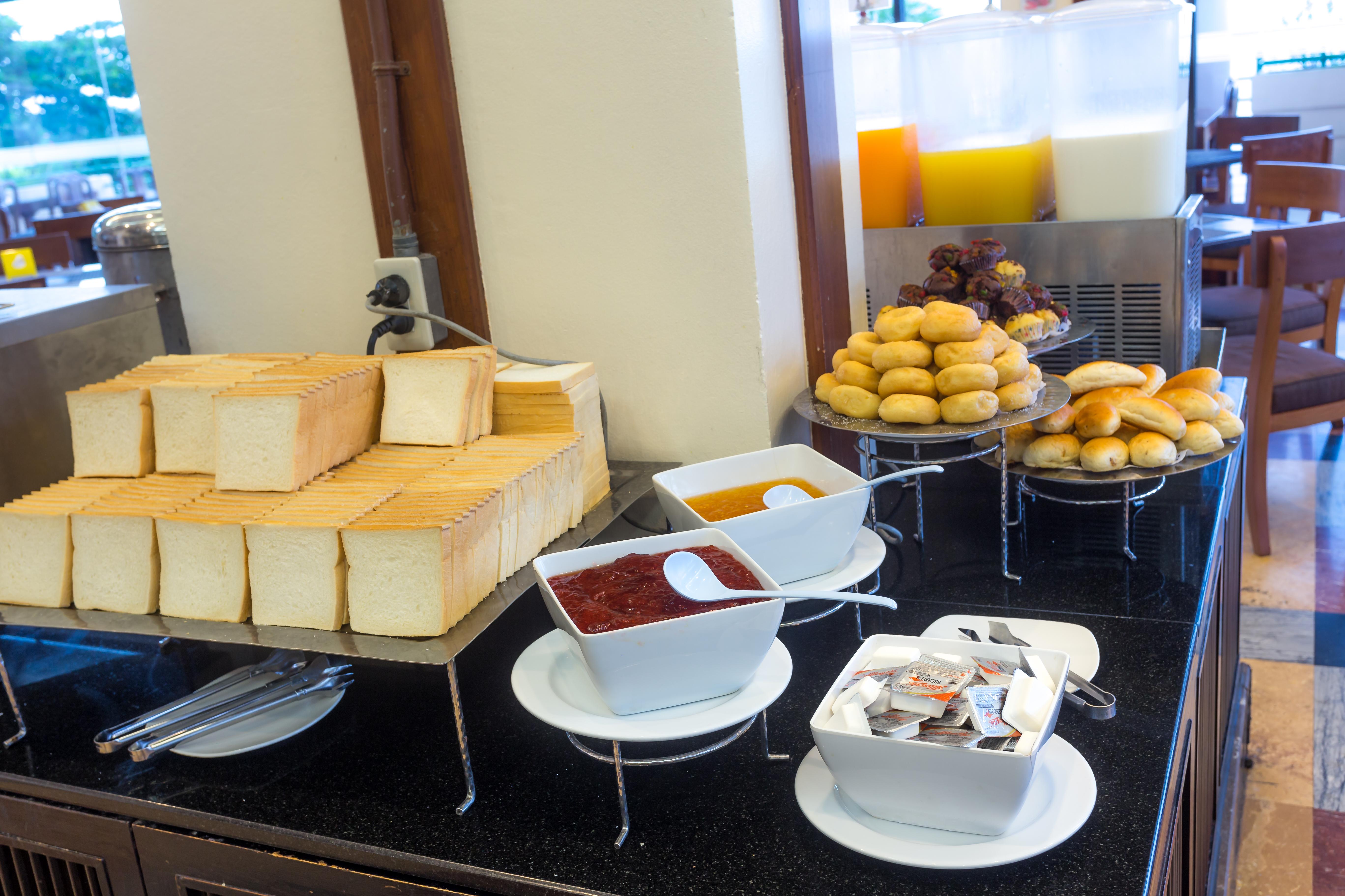 Resort Garden Sea View Pattaya