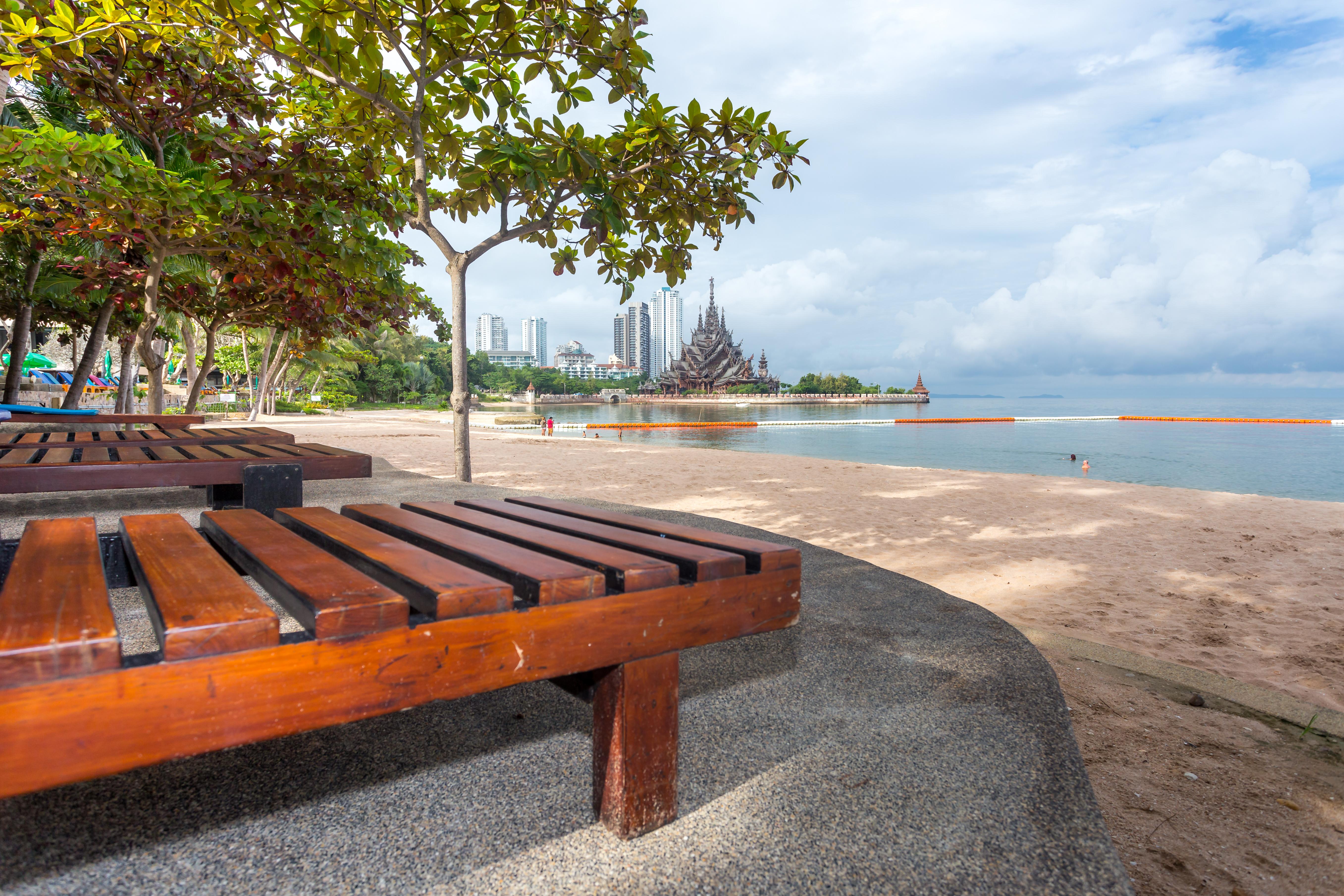 Resort Garden Sea View