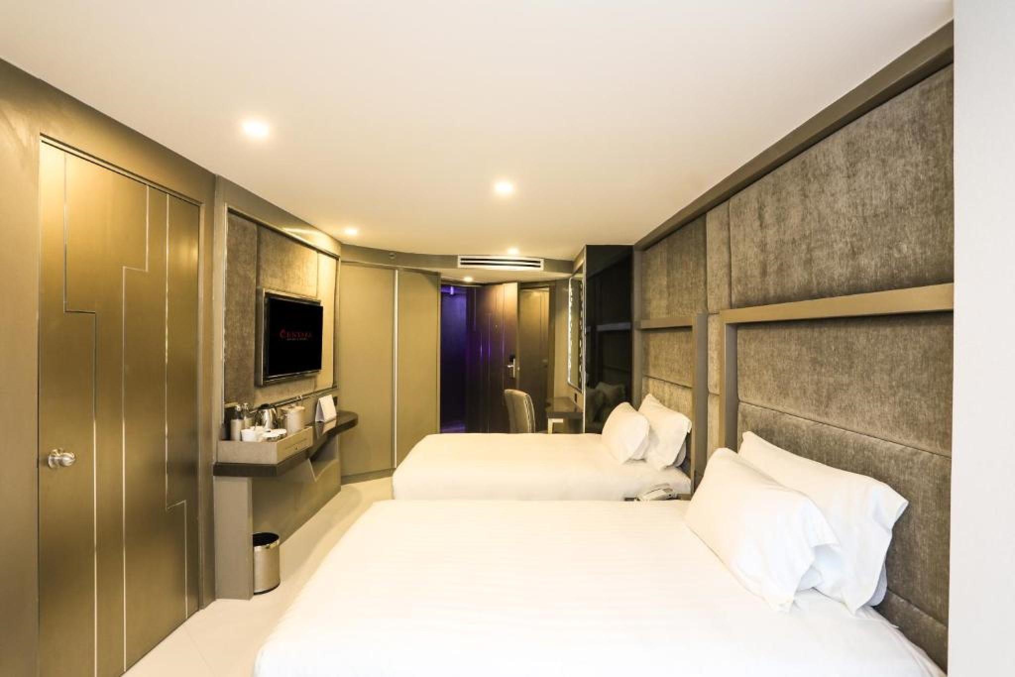 Hotel Azure