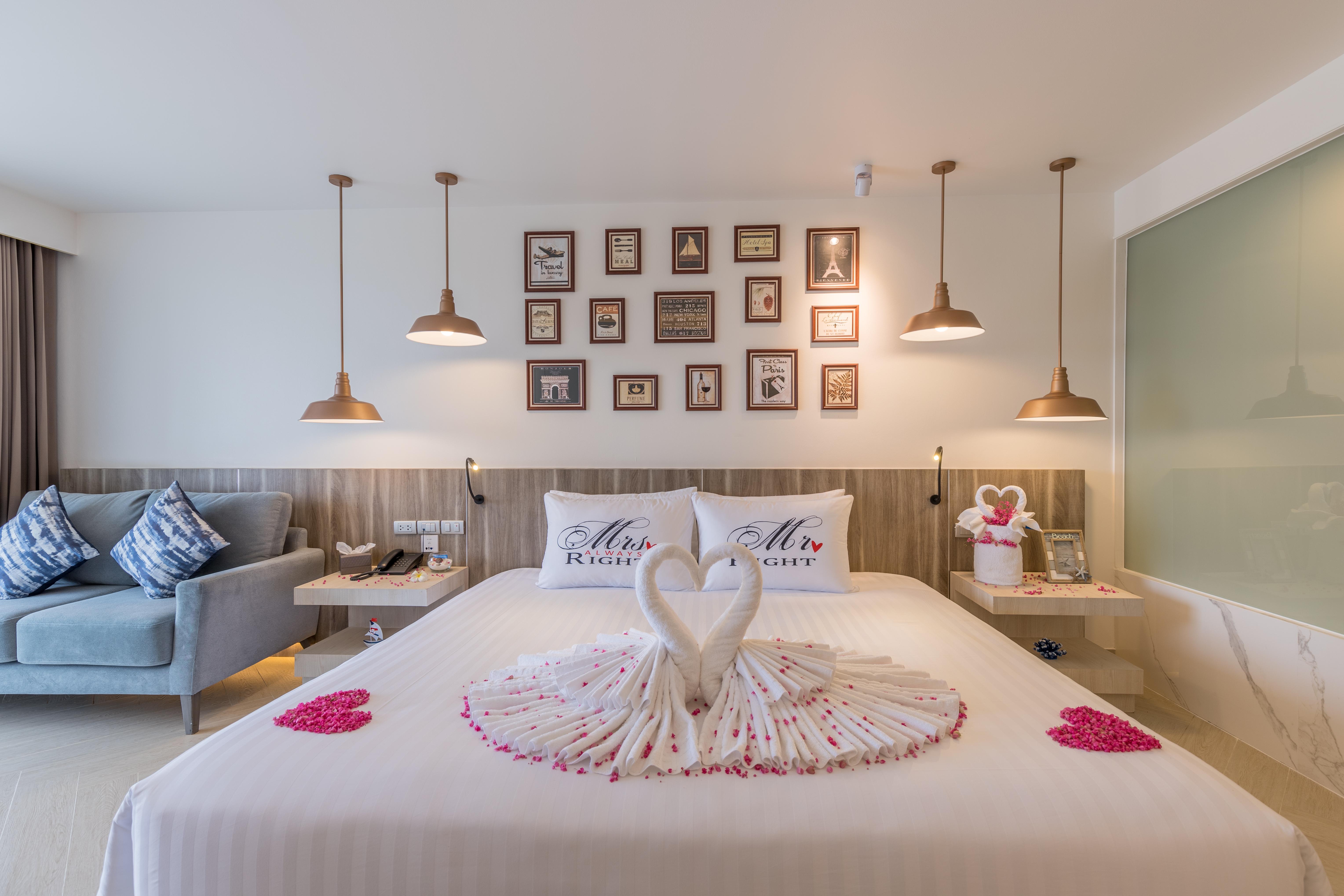Golden Tulip Beachfront Hotel