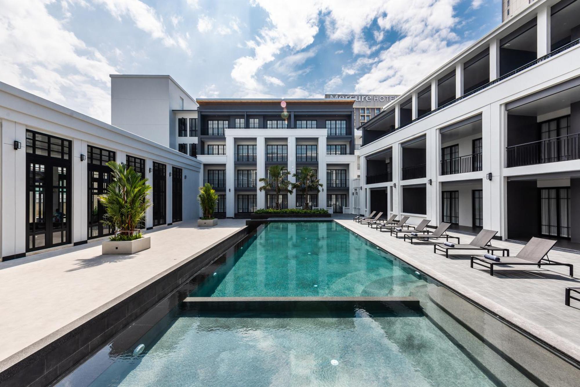 One Patio - Sha Extra Hotel 5*