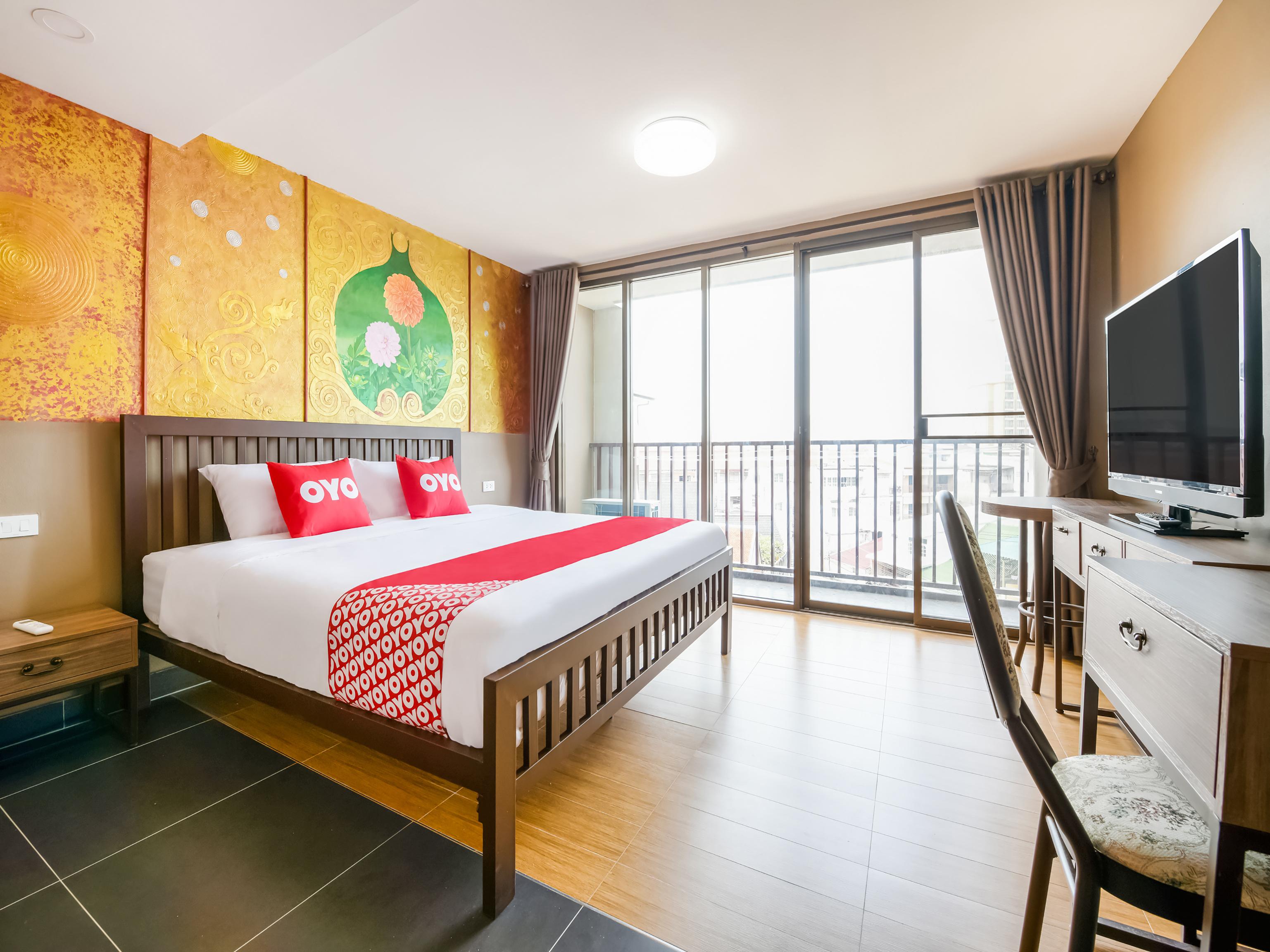 Hotel Super Oyo 458 Nakorn Siam Boutique 2*