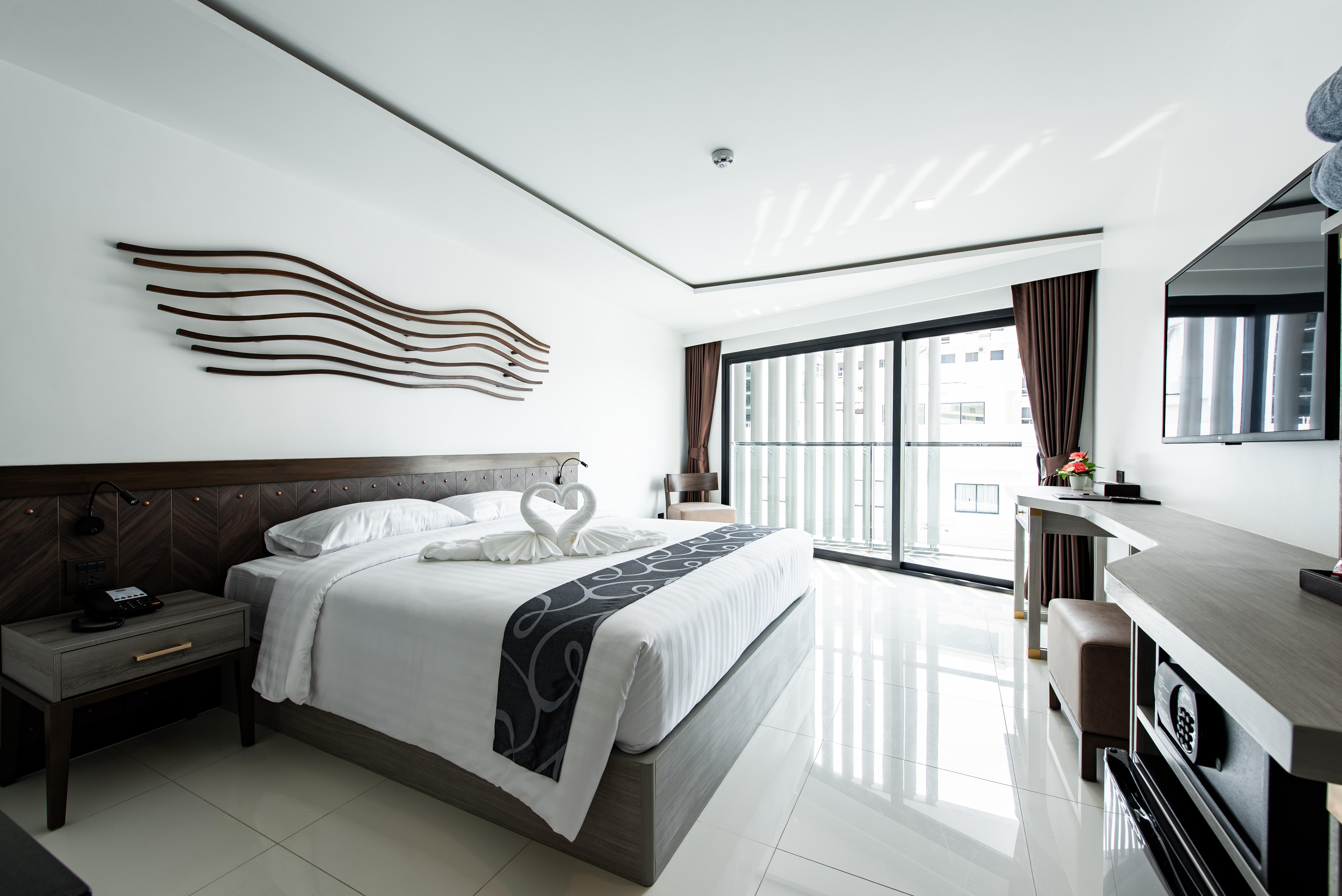 Blackwoods - Sha Extra Hotel