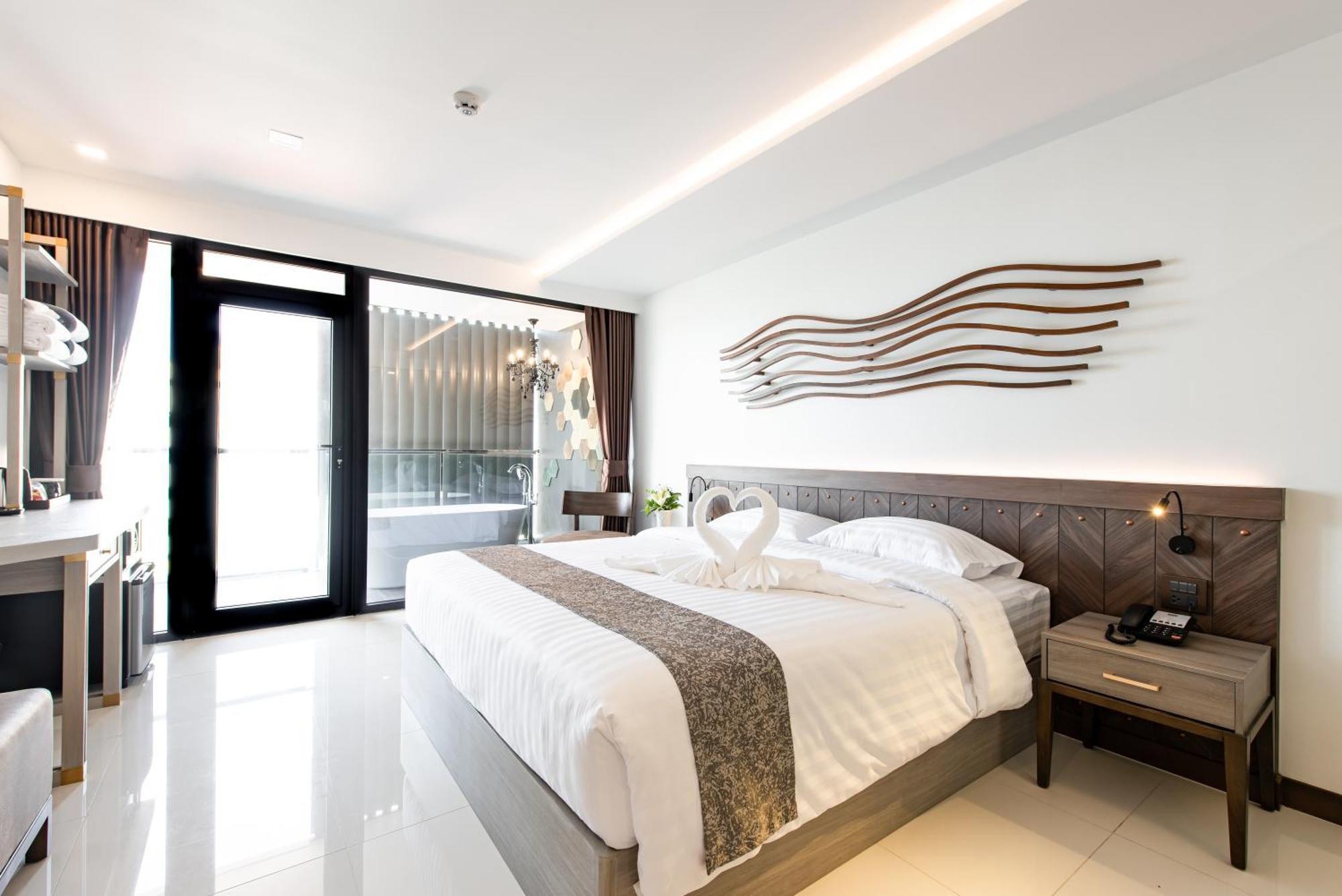 Blackwoods - Sha Extra Hotel Pattaya