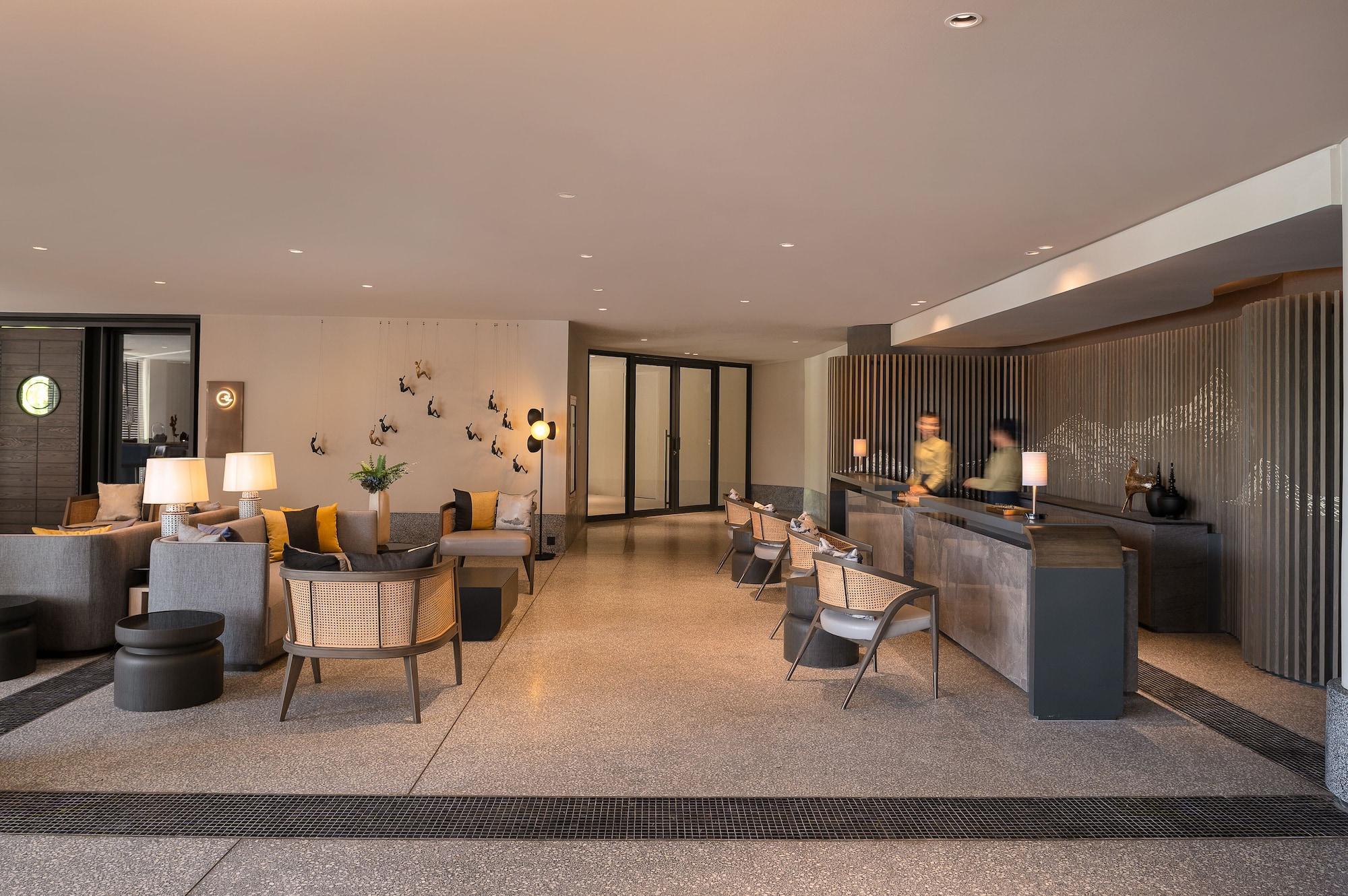 Cross Pratamnak 5* Pattaya