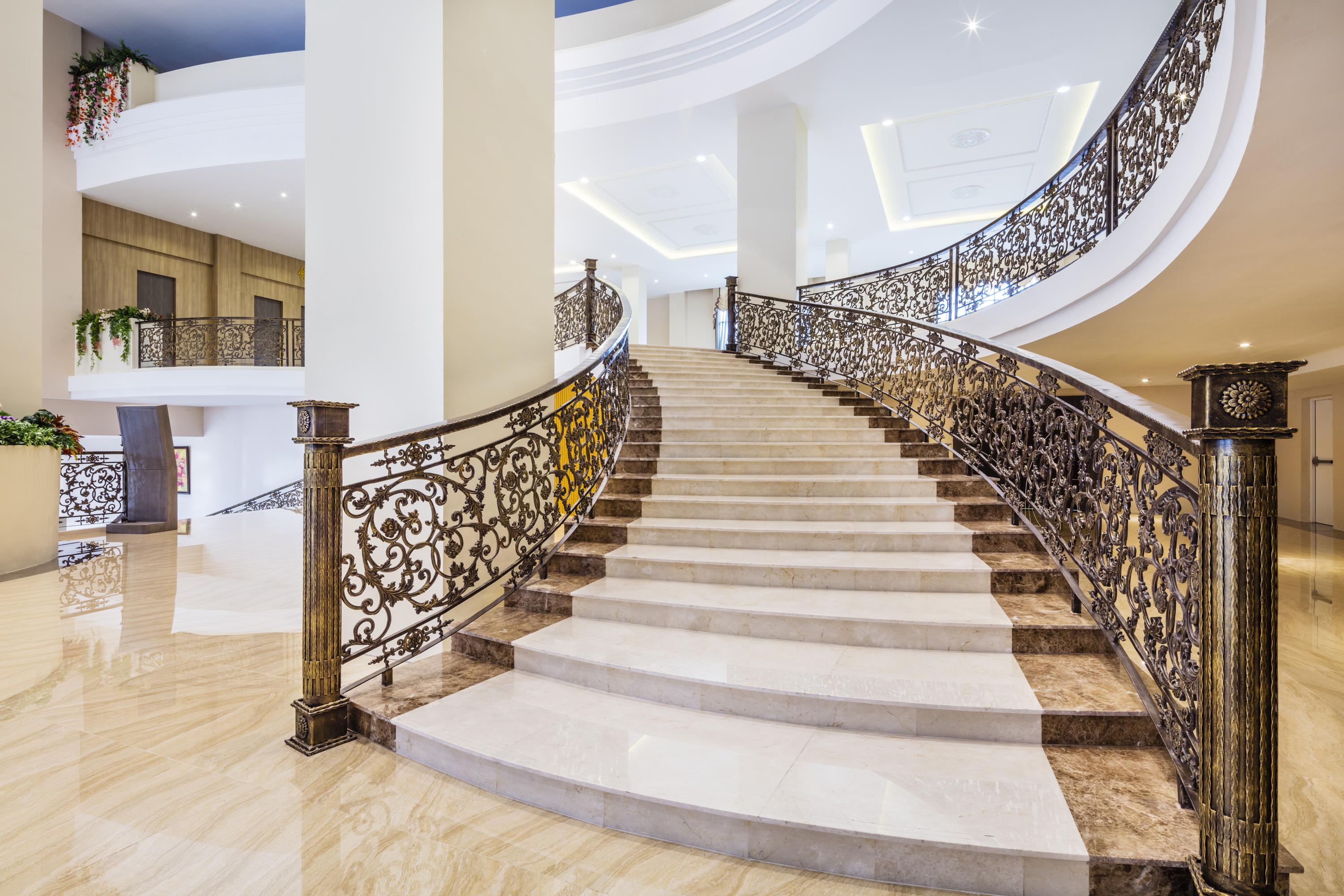 Grand Palazzo Hotel - Sha Extra Plus Hotel 5*