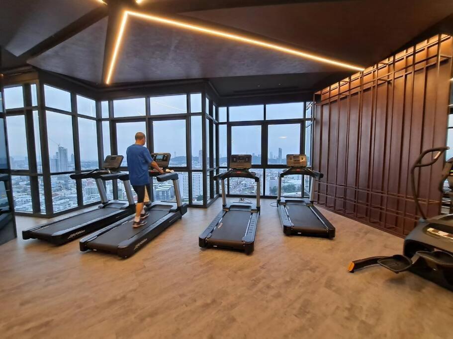 Downtown Chic High Floor #e59 Apartment
