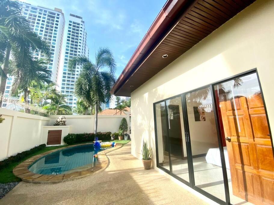Majestic Poolvillas 2 Bedrooms & Cozy *