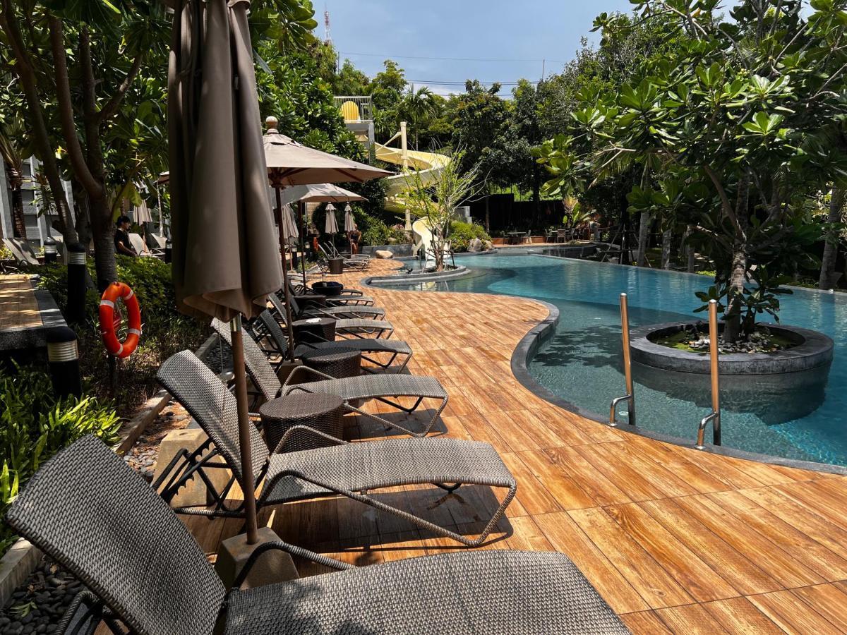 Unixx Sea View Apartment *