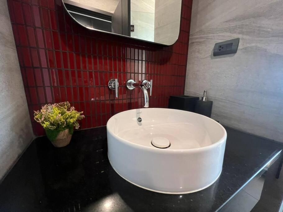 Downtown Chic Rooftop Pool #en797 Apartment *