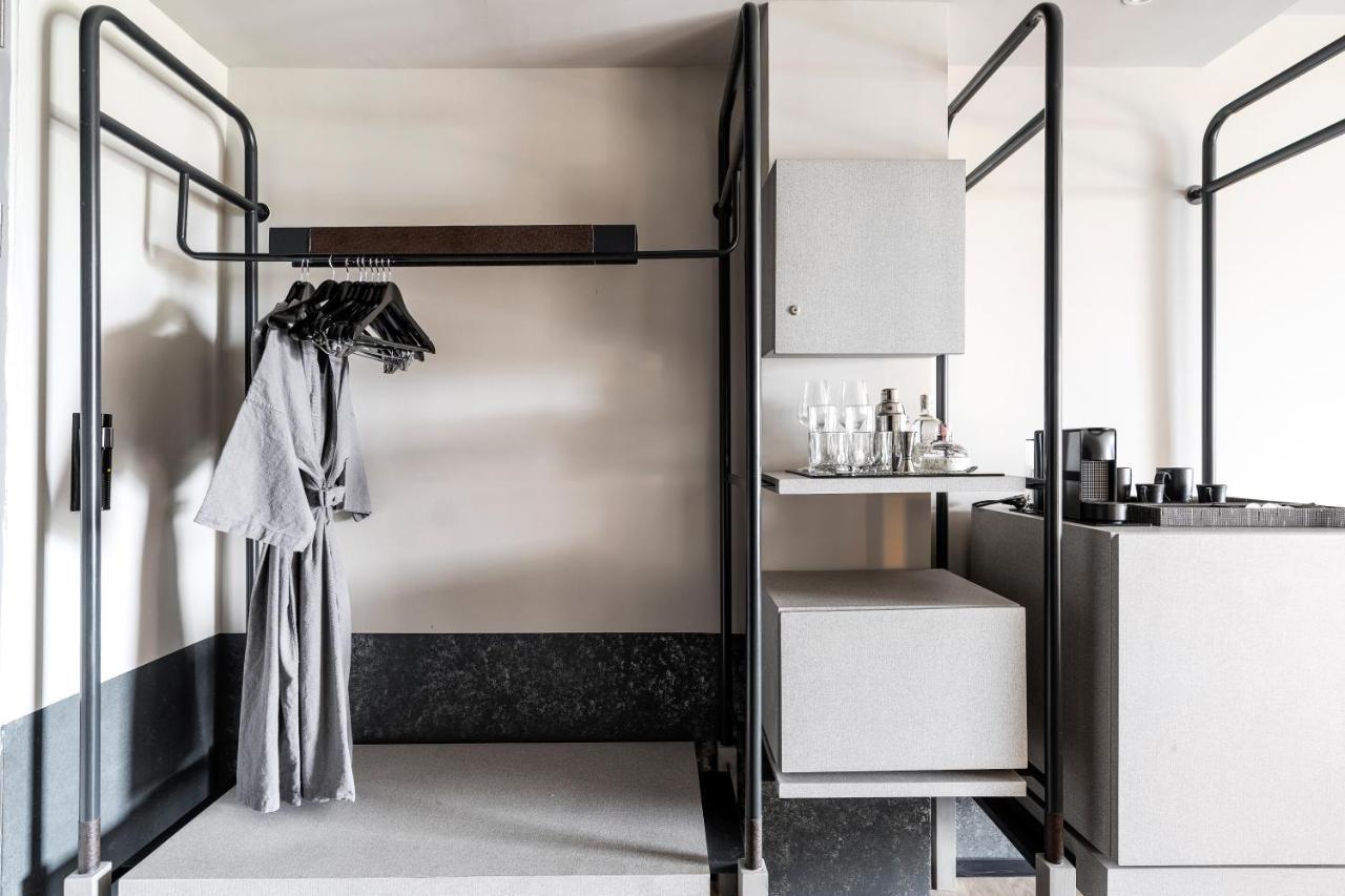 Cross Pratamnak Hotel Pattaya