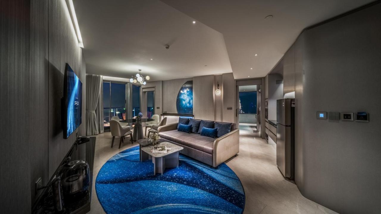 Grande Centre Point Space Hotel