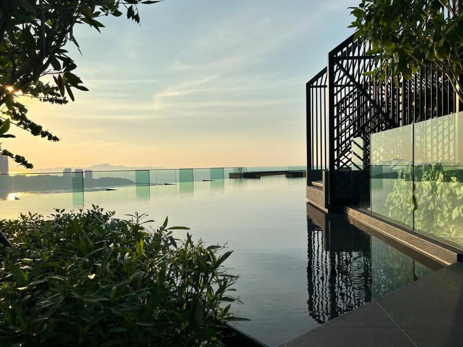 Apartment Secret Gem Sea-view King Size Edge Pattaya