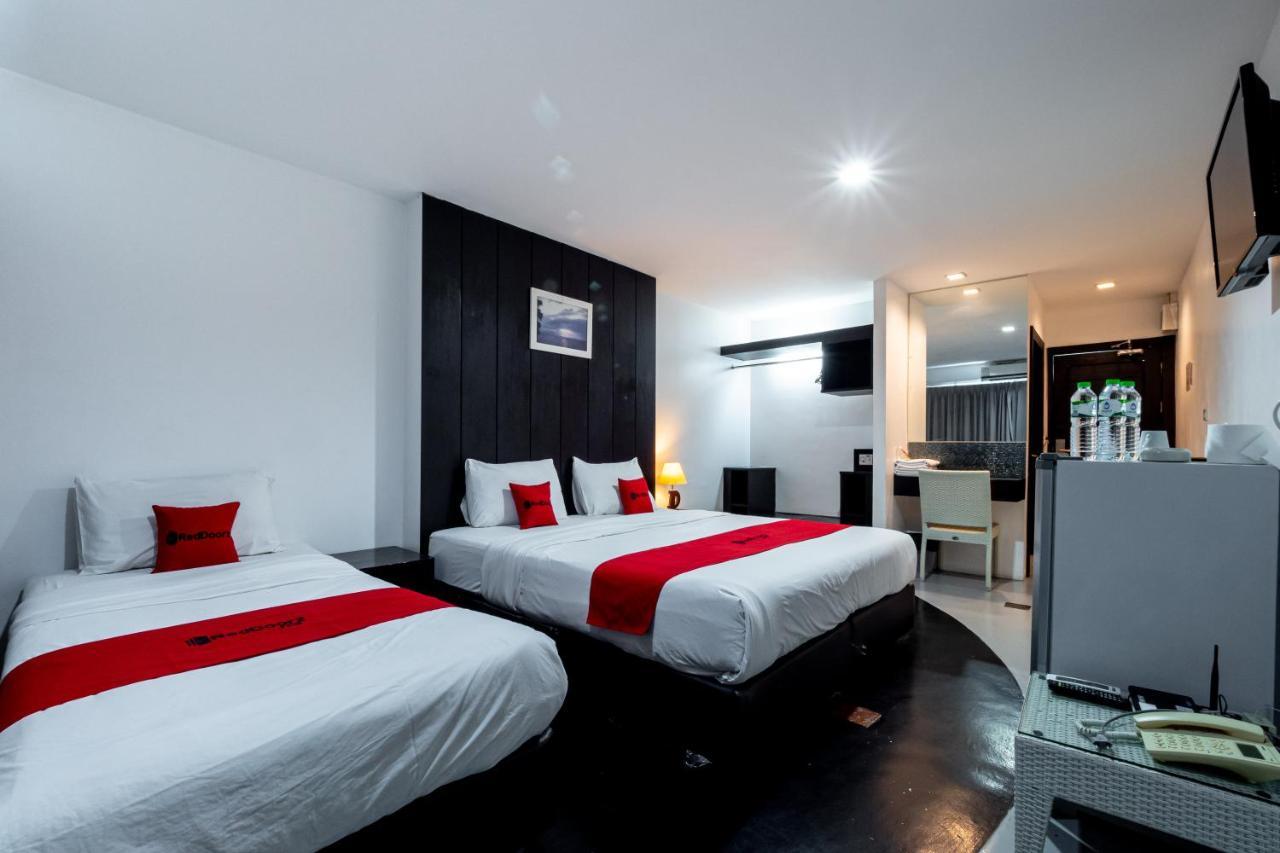 Hotel Reddoorz I-talay