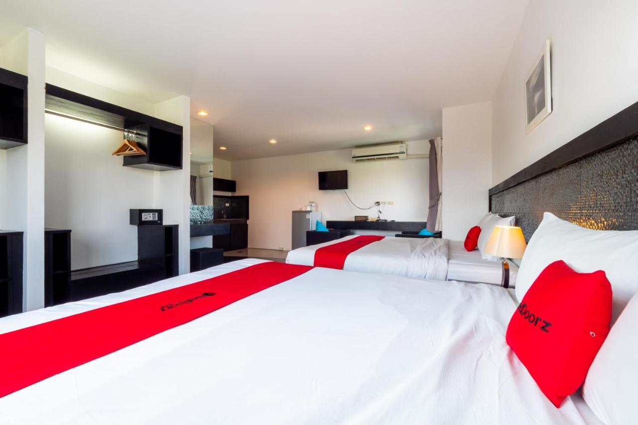 Hotel Reddoorz I-talay