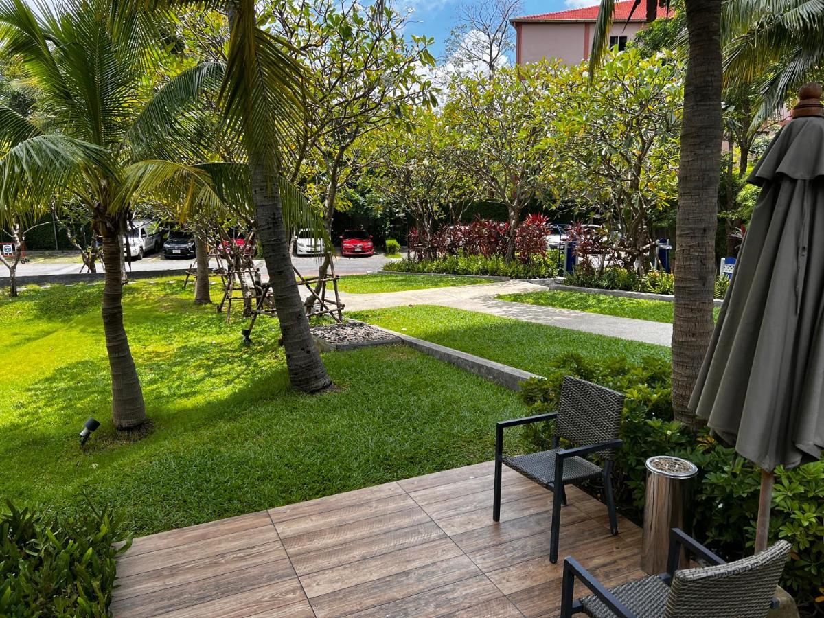 Unixx Sea View Apartment Pattaya