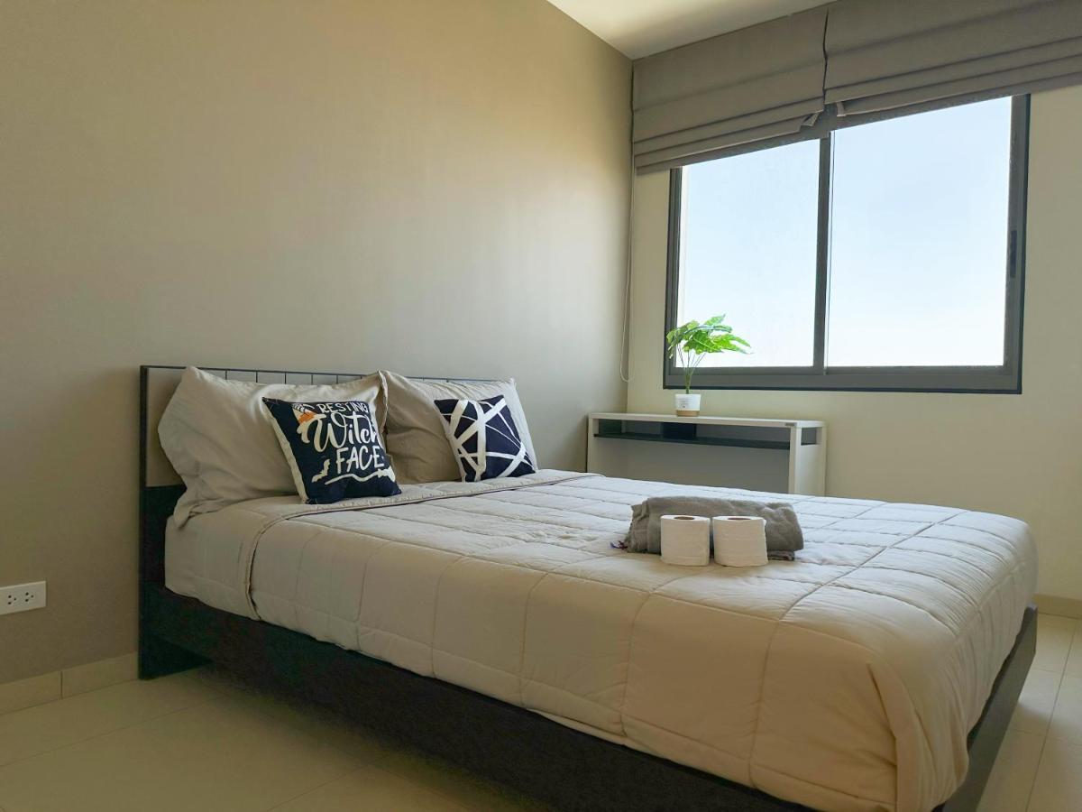 Unixx Sea View Pattaya