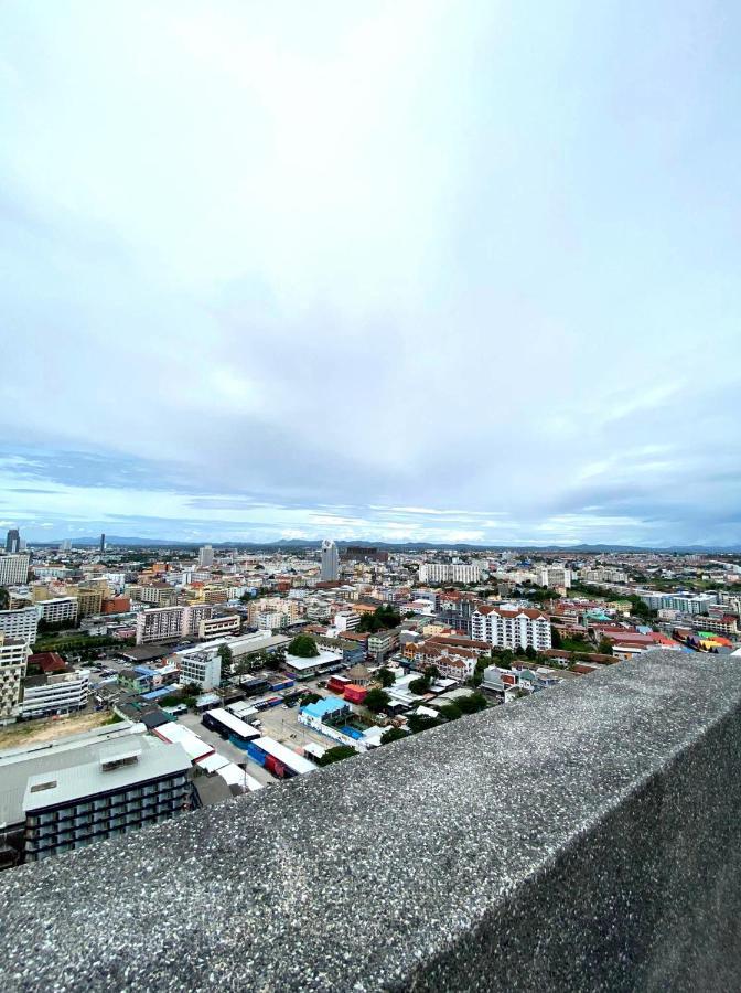 The Base Horizon Apartment Pattaya