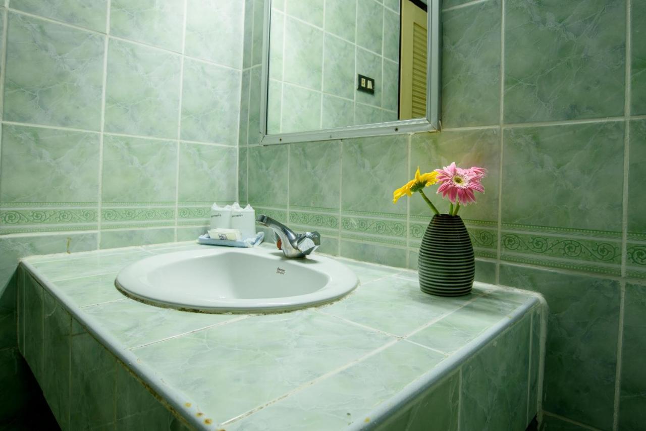 Marine Yensabai Pattaya