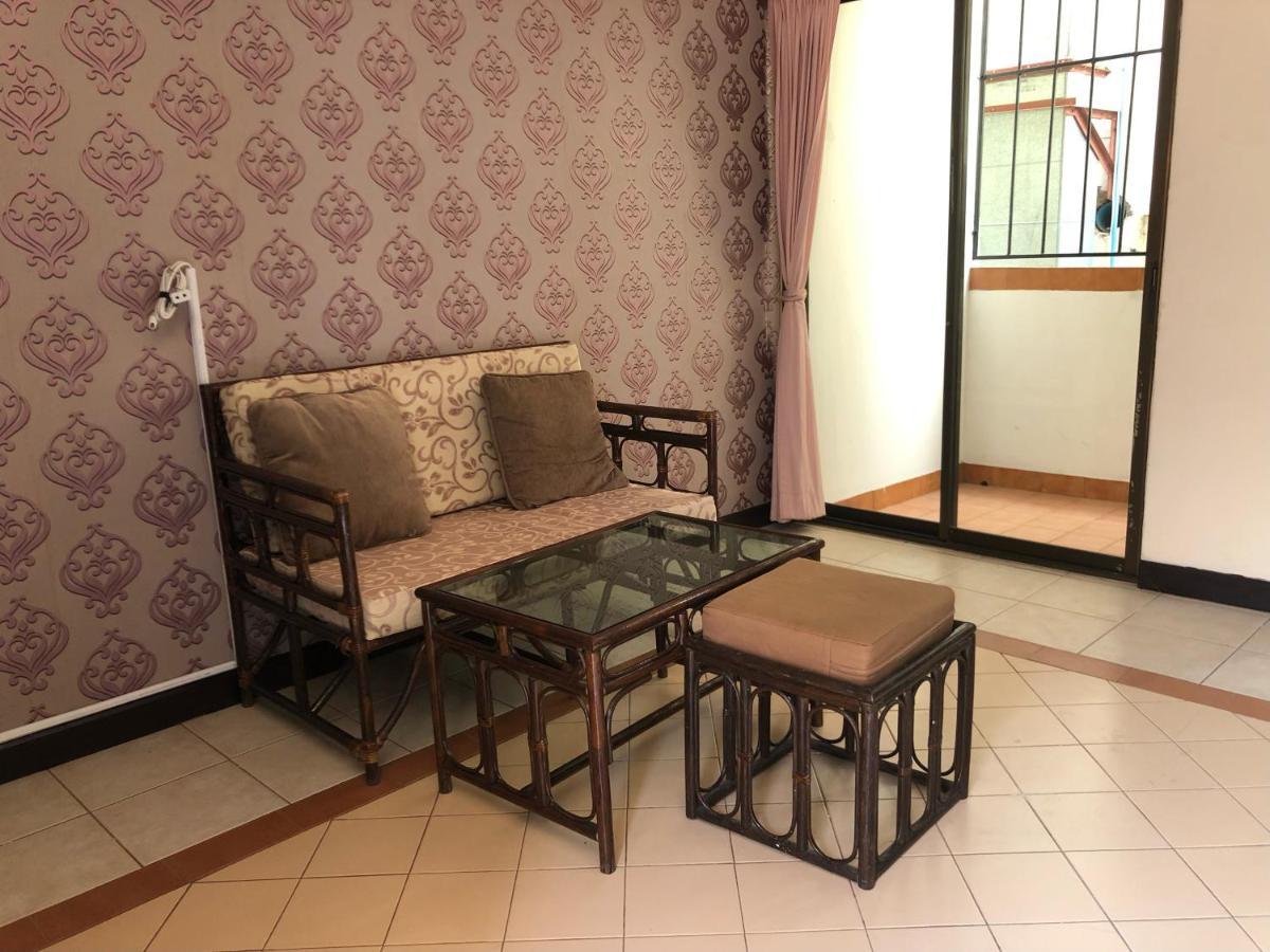 Hotel Sutus Court 7 Pattaya