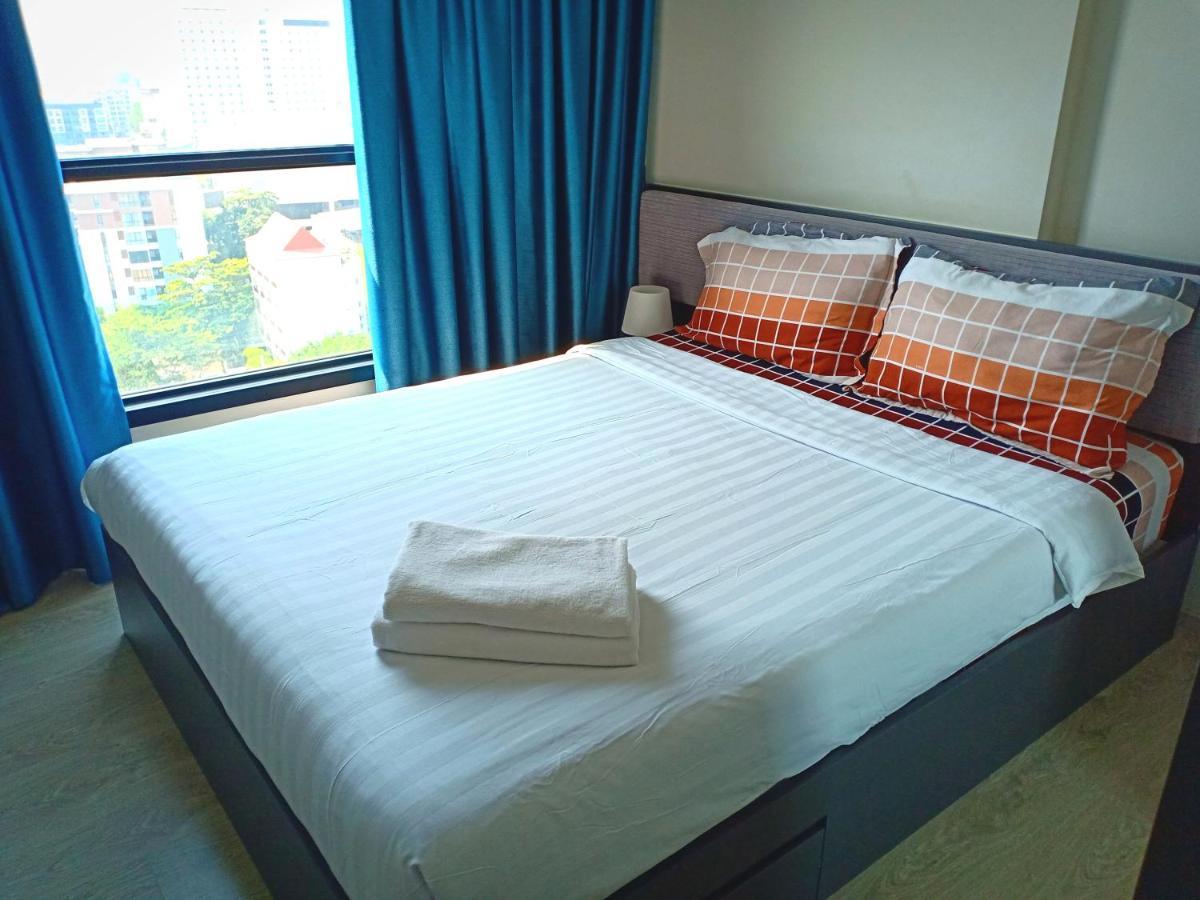 The Base Horizon * Pattaya