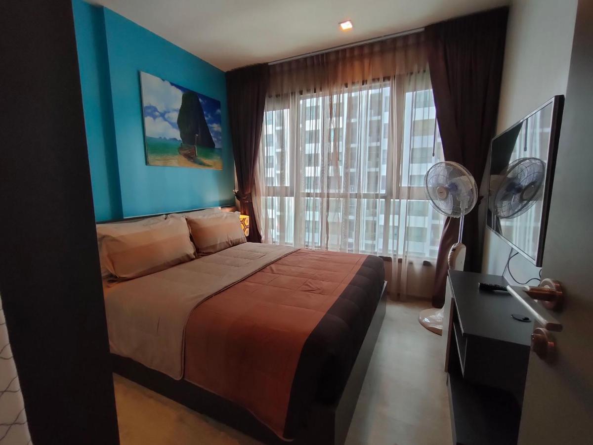 Near Hilton 1 Bedroom Poolseaview 8 Holiday home *