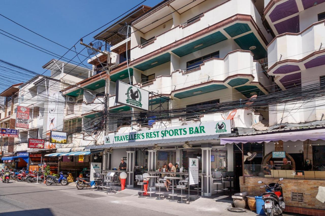 Traveller's Rest Sports Bar Rumah tetamu 2*