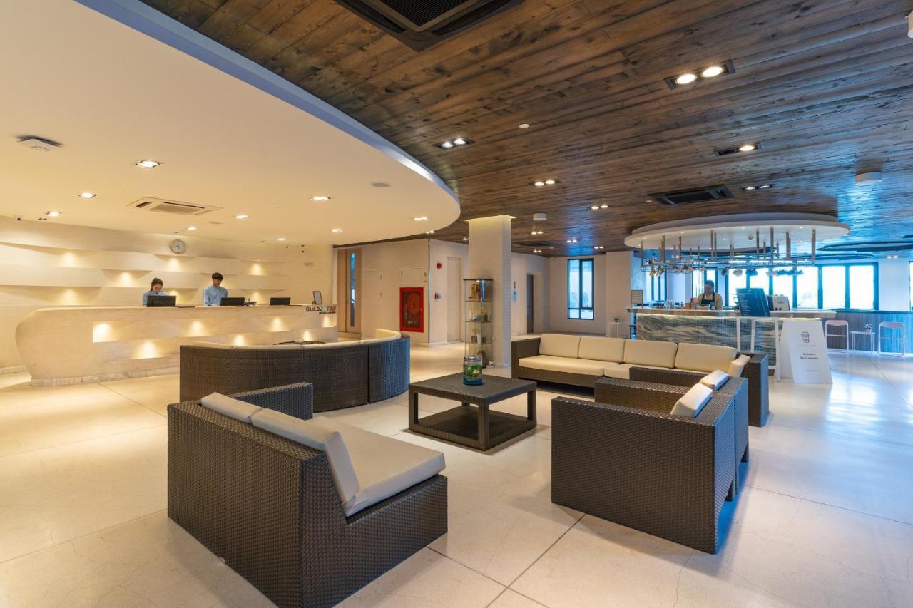 Hotel Golden Tulip Beachfront