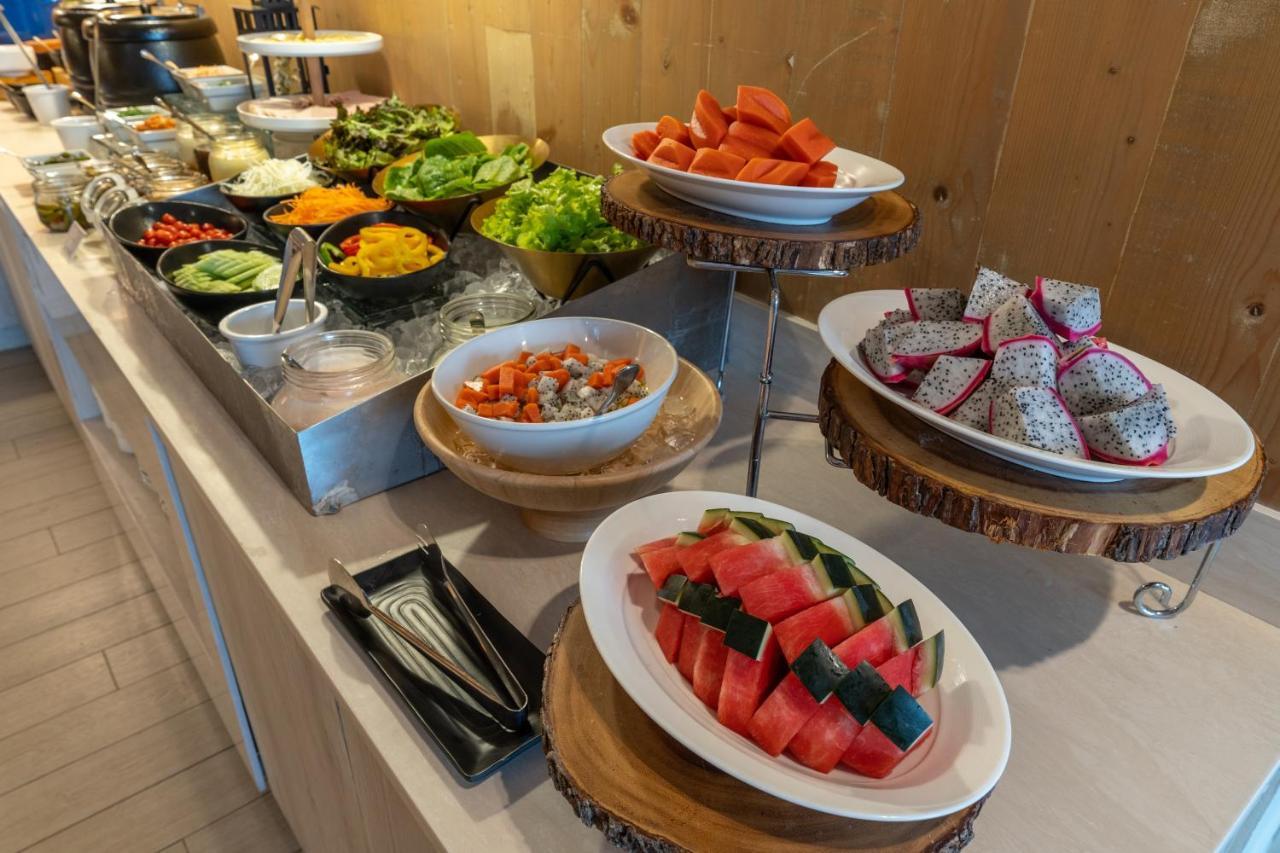 Hotel Golden Tulip Beachfront 5*