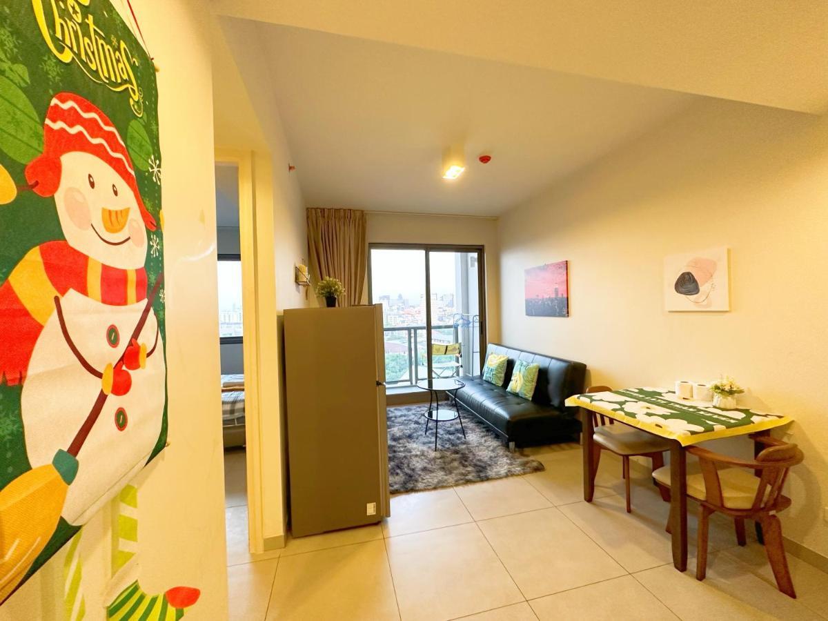 Unixx Sea View Apartment Pattaya