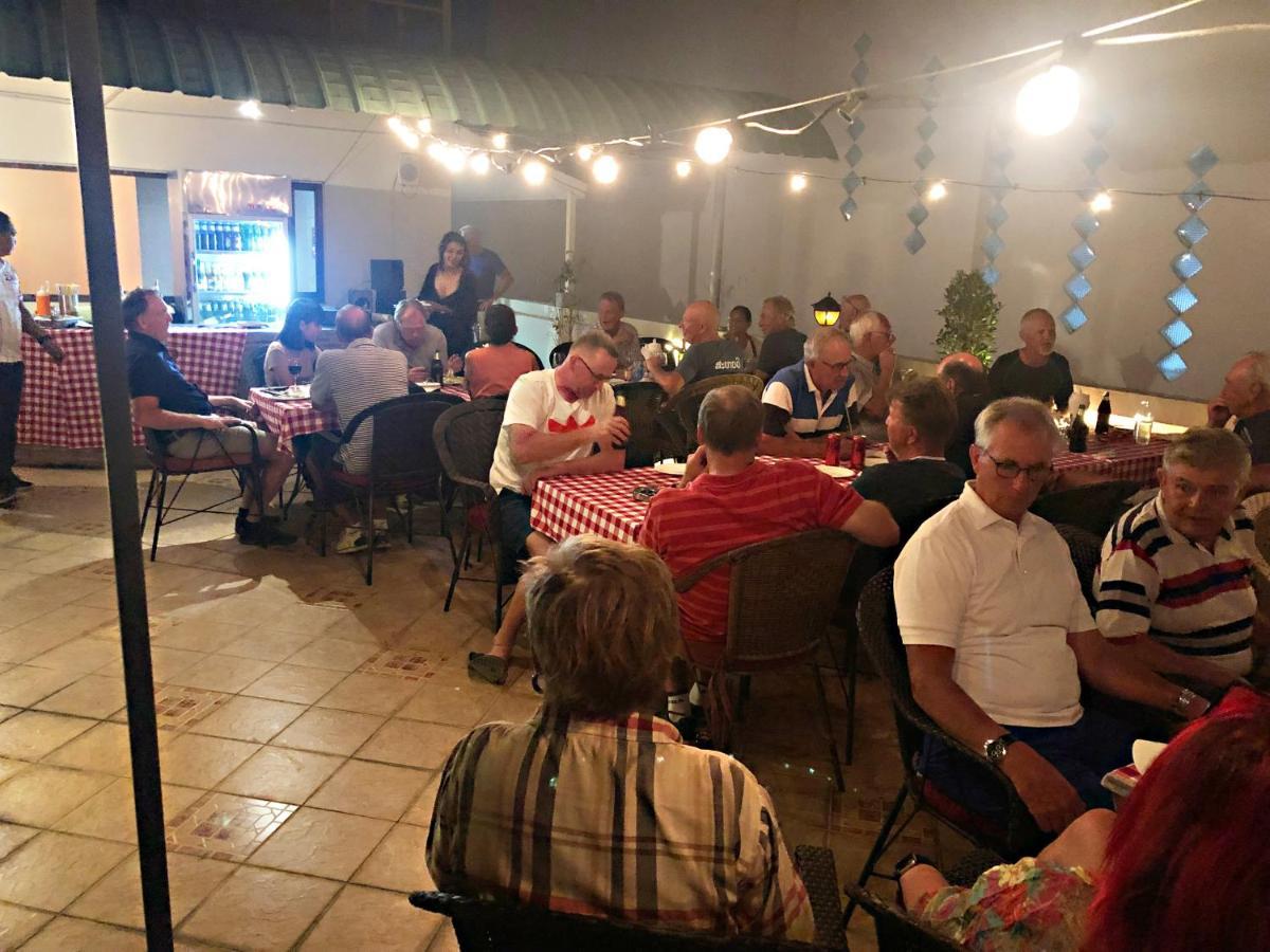 Zip & Restaurant Hotel