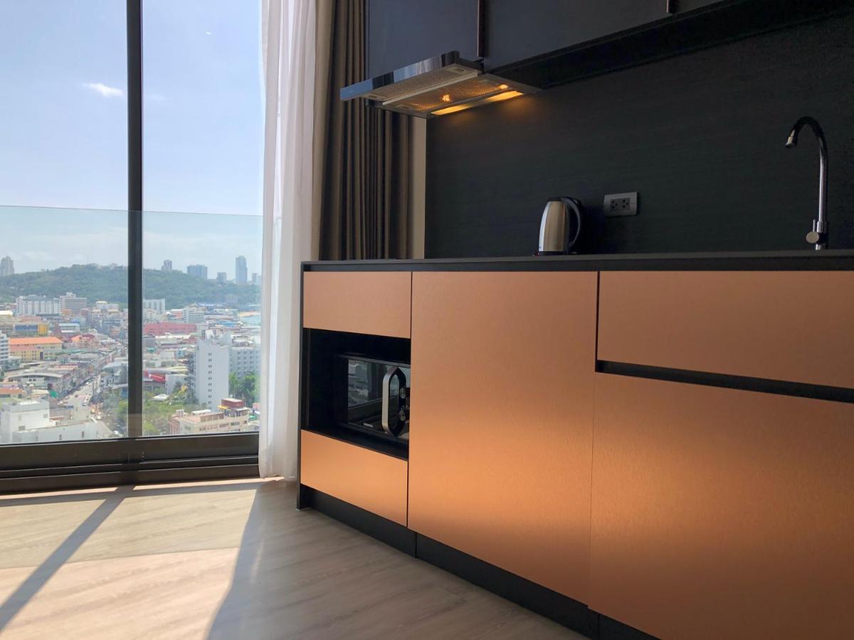 Apartment Edge Sea View Pattaya