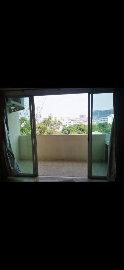 We Pattaya