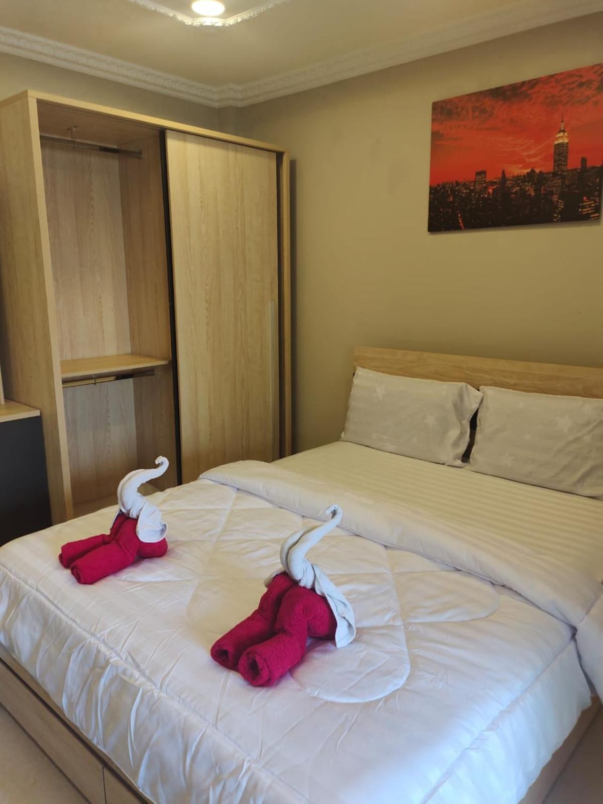 Katil Highwood Mansion Pattaya