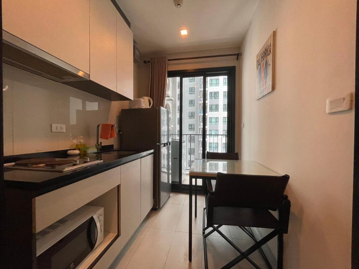The Base Thai Apartment