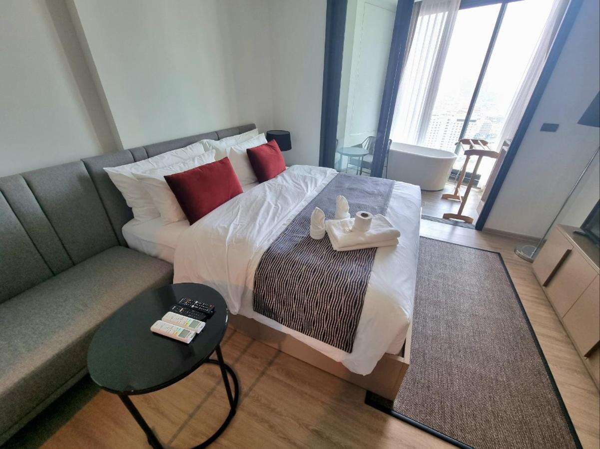 Apartment Edge Near Walking Street Pattaya