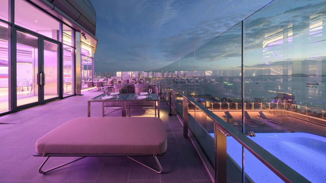 Hotel Grande Centre Point Space 5*