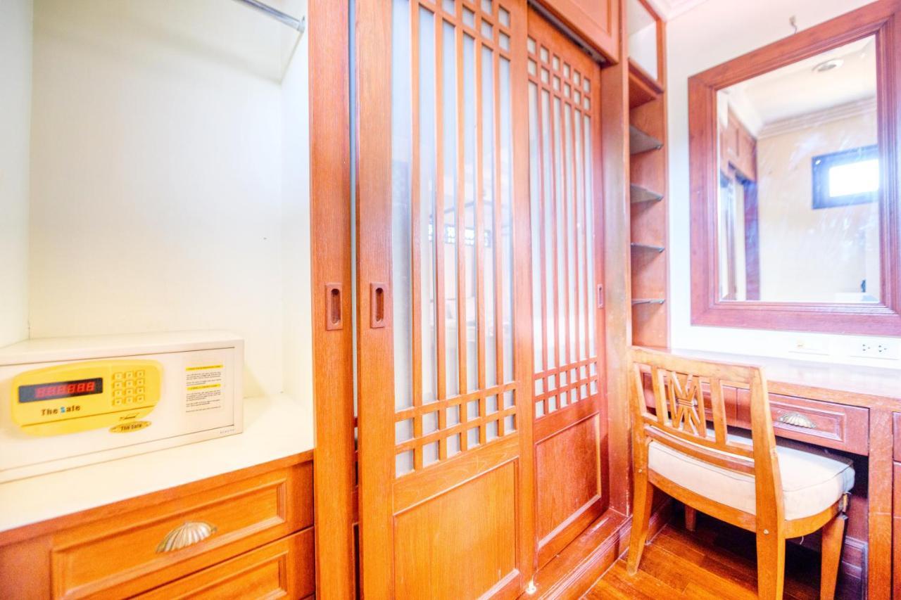 Villa Bali Pool Villa, 5 Min To Walking Street & The Beaches Pattaya