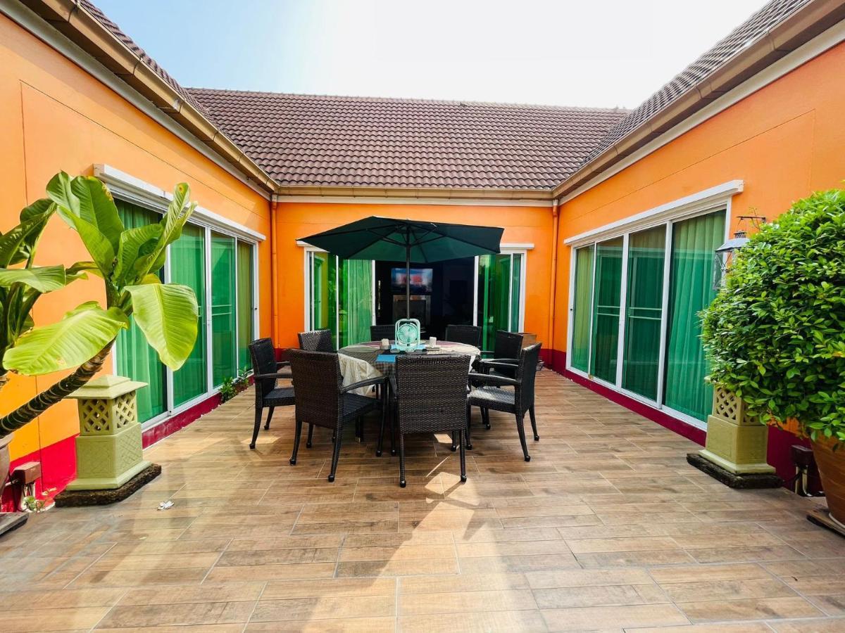 Villa Rosewood Pool 1 Pattaya