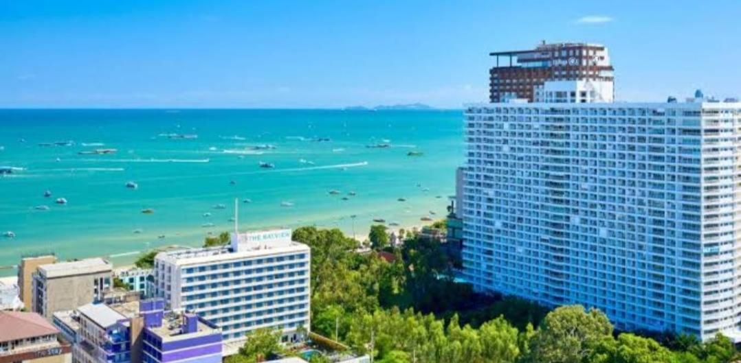 Apartment The Base Central High Floor Sea View
