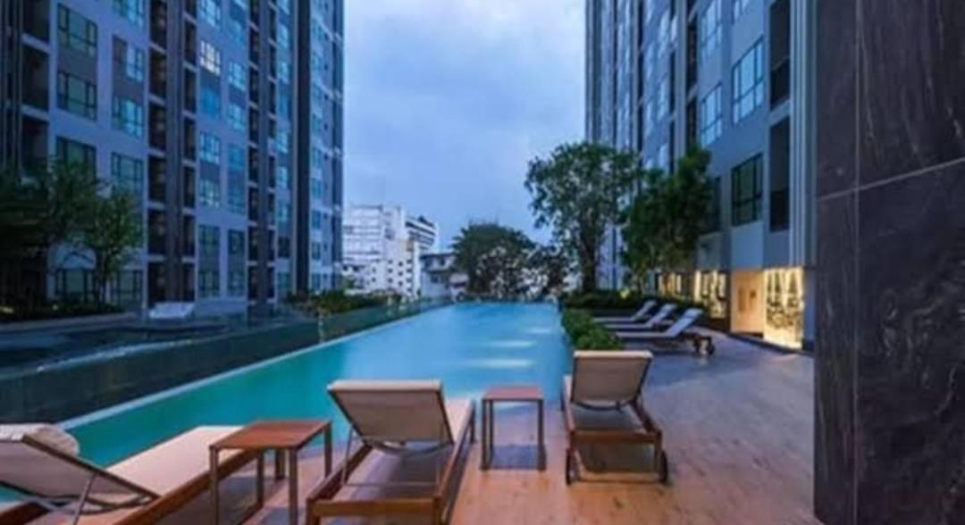The Base Central High Floor Sea View * Pattaya